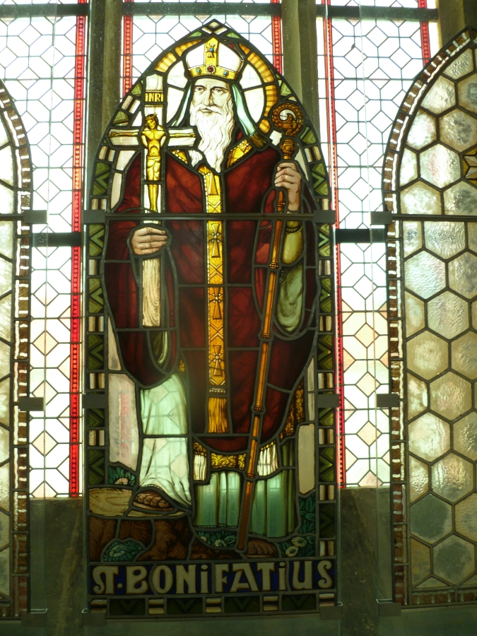 St. Bonifatius, Glasfenster, Dekanalkirche, Brx/Most